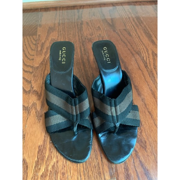 Gucci Slip On Black Green Leather Size 8